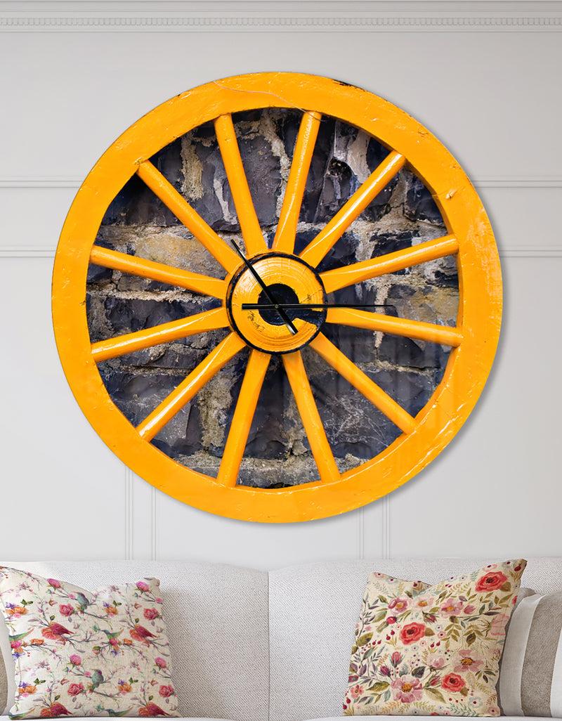 DesignQ Yellow wooden Wagon Wheel Country - Oversized Farmhouse Wall CLock